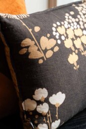 HKLiving Dark Florals Cotton Cushion - thumbnail 3