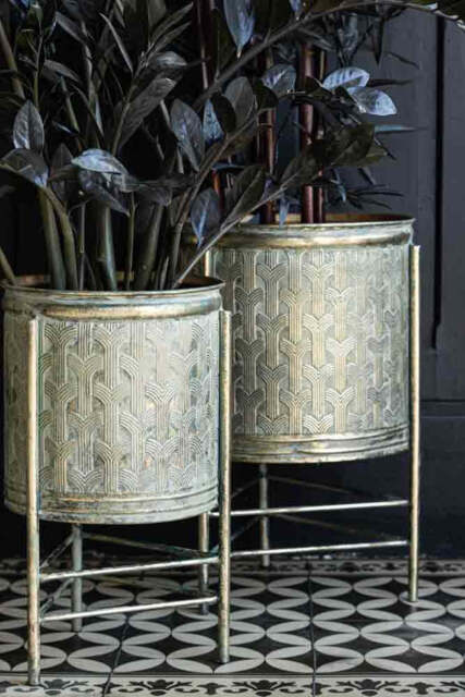 Set Of 2 Antique Gold Patterned Planters - image 1