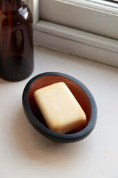 Apothecary-Style Amber Glass Soap Dish - thumbnail 5
