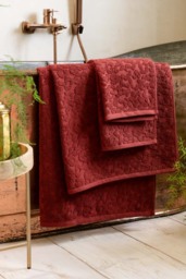 Leopard Jacquard Towel in Burnt Brick - thumbnail 3