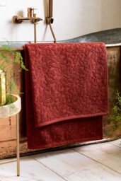 Leopard Jacquard Towel in Burnt Brick - thumbnail 5