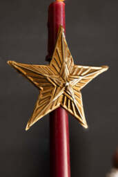 Antique Gold Star Dinner Candle Ring - thumbnail 3