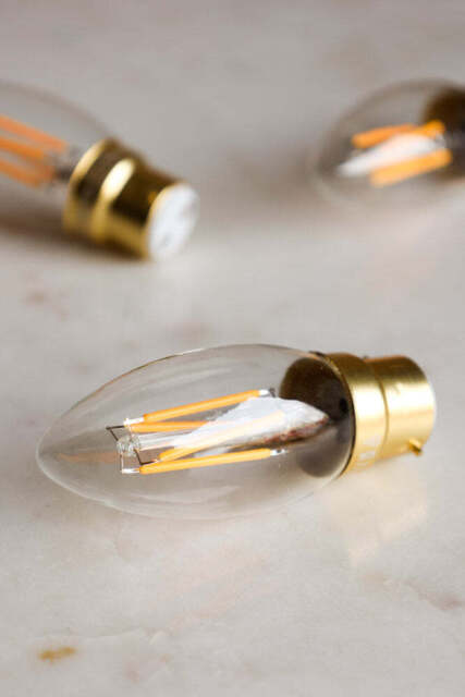 Candle B22 4W Clear LED Light Bulb - image 1