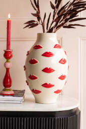 Large Red Kiss Me Lips Flower Vase - thumbnail 3