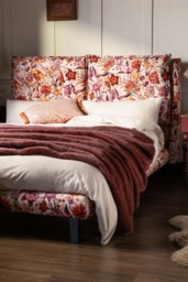 Lounge Lover Bed in Charleston Garden Velvet