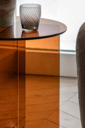Seventies Amber Glass Side Table - thumbnail 5