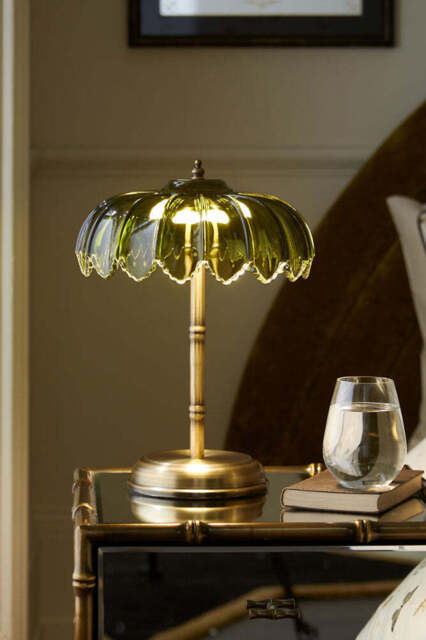 Gold & Green Desert Palm Table Lamp - image 1