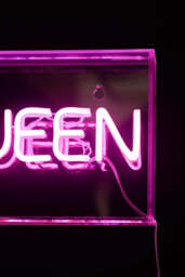 Dancing Queen LED Acrylic Light Box - thumbnail 4