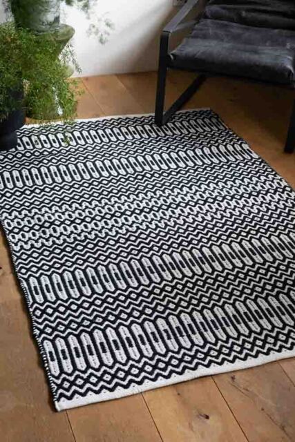 Halsey Monochrome Geometric Rug - image 1