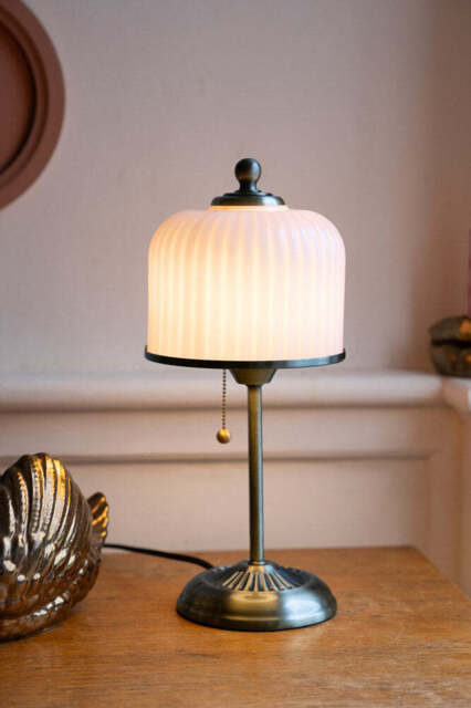 Vintage Pink Fluted Glass Table Lamp - image 1