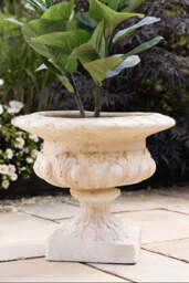 Classical Stone-Effect Planter - thumbnail 1