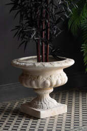 Classical Stone-Effect Planter - thumbnail 4