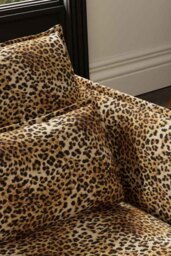 The Lola 3 Seater Sofa in Leopard Print Velvet - thumbnail 4