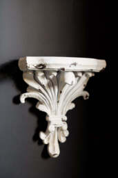 Distressed Acanthus Small Wall Shelf - thumbnail 5