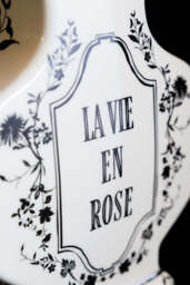 Monochrome La Vie En Rose Vase - thumbnail 3
