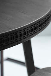 Stylish Mango Wood Round Dining Table - thumbnail 3