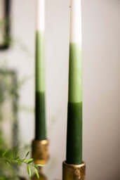 Set of 2 Ombre Green Dinner Candles - thumbnail 3