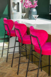 Set Of 2 Bar Stools In Harry's Hot Pink - thumbnail 4