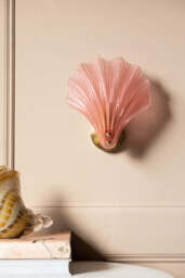 Stunning Pink Glass Shell Wall Light - thumbnail 4