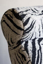 Zebra Print Lounger Chair - thumbnail 4