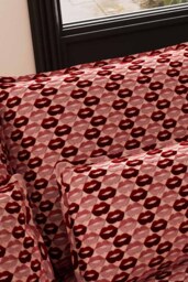 The Lola 2 Seater Sofa in Woven Red & Pink Lips Velvet - thumbnail 4