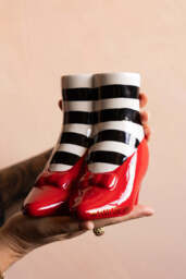 Wizard of Oz 'Wicked Witch' Shoe Vase - thumbnail 3