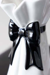 Black Bow Flower Vase - thumbnail 3