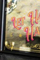Let Happiness Happen Mirror Wall Art - thumbnail 5