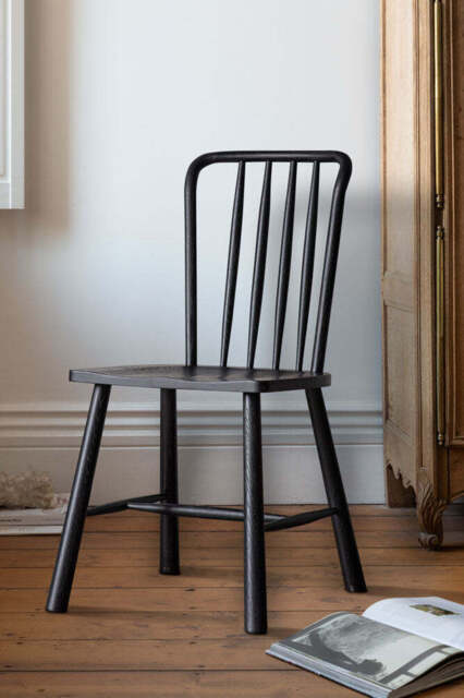 Set of 2 Classic Wooden Frame Dining Chairs - image 1