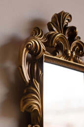 Ornamental Wall Shelf with Mirror - thumbnail 4