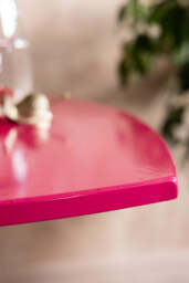 Hot Pink Heart Metal Side Table - thumbnail 4