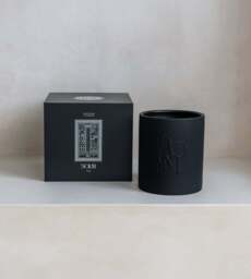 Dolni XL Tuberose & Sandalwood Candle - thumbnail 4