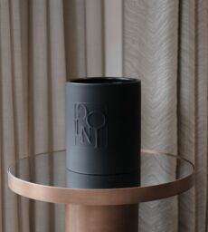 Dolni XL Tuberose & Sandalwood Candle - thumbnail 6