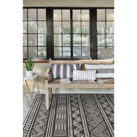 Outdoor Loma Black Rug - 75x215 - Machine Washable Area Rug - Kid & Pet Friendly - Outdoor Rugs - Ruggable - thumbnail 2