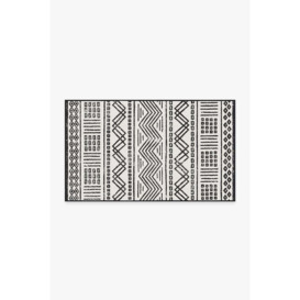Outdoor Loma White Rug - 90x150 - Machine Washable Area Rug - Kid & Pet Friendly - Outdoor Rugs - Ruggable