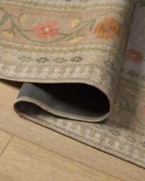 Pooh's Meadow Cream Rug Beige - 90x150 - Machine Washable Area Rug - Kid & Pet Friendly - Indoor Rugs - Ruggable - thumbnail 3