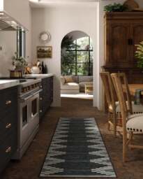 Sloane Black Flatwoven Rug - 60x90 - Machine Washable Area Rug - Kid & Pet Friendly - Indoor Rugs - Ruggable - thumbnail 2