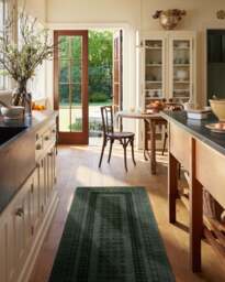Cyrus Forest Green Rug - 200x290 - Machine Washable Area Rug - Kid & Pet Friendly - Indoor Rugs - Ruggable - thumbnail 2