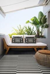 Offset Stripe Black Outdoor Rug - 275x365 - Machine Washable Area Rug - Kid & Pet Friendly - Indoor Rugs - Ruggable - thumbnail 2