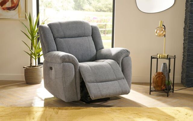 Elland Power Recliner Chair - poltronesofà at ScS