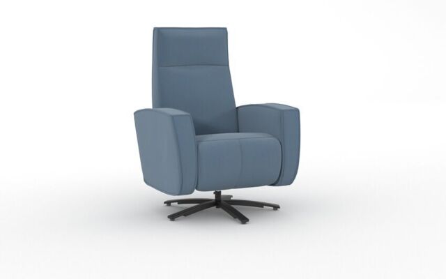 Ardwell Swivel Chair  - poltronesofà at ScS