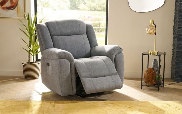 Elland Power Recliner Chair - poltronesofà at ScS