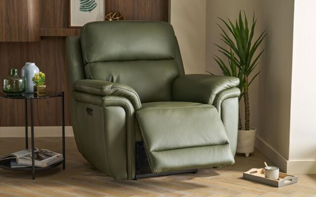 Maer Power Recliner Chair with Power Head Tilt & Lumbar - poltronesofà at ScS