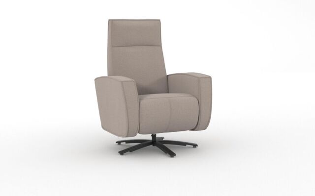 Ardwell Swivel Chair  - poltronesofà at ScS