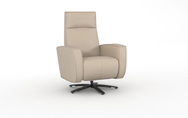Ardwell Swivel Chair - poltronesofà at ScS