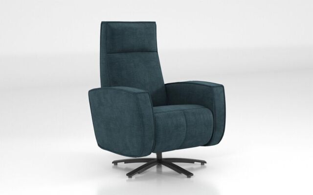Ardwell Swivel Chair - poltronesofà at ScS