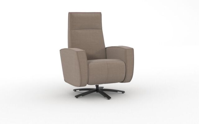 Ardwell Swivel Chair  - poltronesofà at ScS