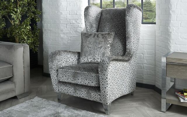 LLB Regency Fabric Throne Chair