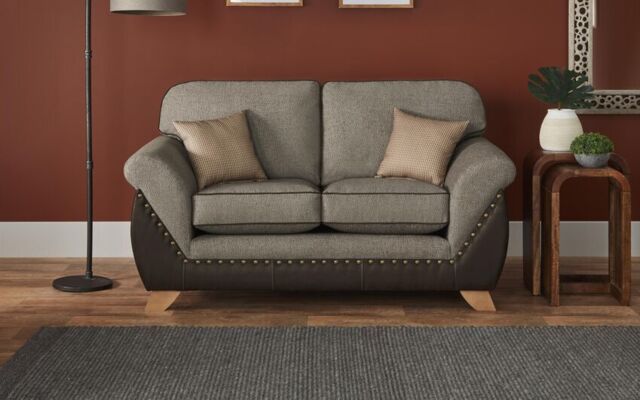 Hunter 2 Seater Sofa Standard Back - poltronesofà at ScS