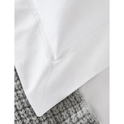 The White Company Cranleigh 1000 Thread Oxford Cotton-Sateen Pillowcase - thumbnail 2